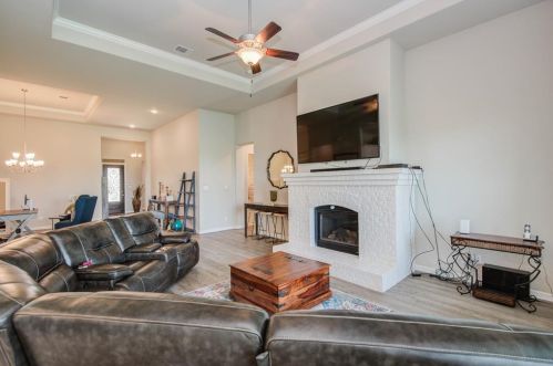 330 Round Lake Dr, Richmond TX  77469-1159 exterior