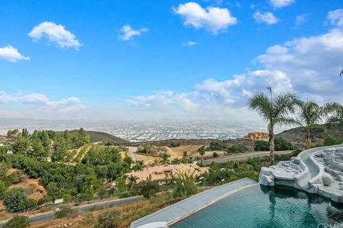 28190 Sycamore Mesa Rd, Temecula, CA 92590-3378