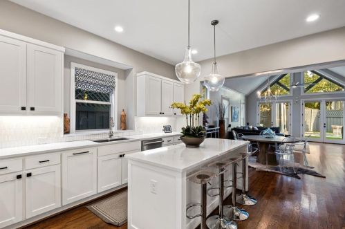 5742 Bryn Mawr Dr, Dallas, TX 75209-3408