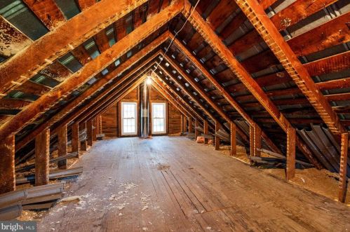 6482 Shady Side Rd, Shady Side MD 20764-9715 exterior