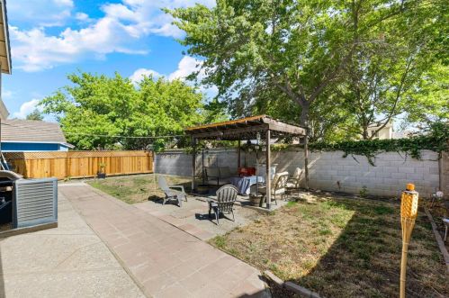1757 River Run Dr, Arboga CA  95901-8210 exterior