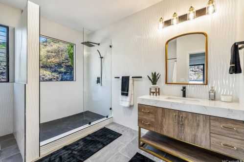 5197 Poola St, Honolulu HI  96821-1534 exterior