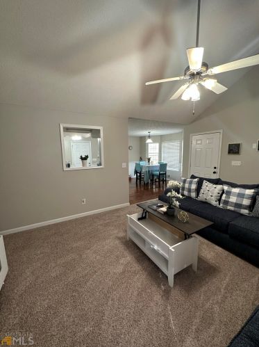 124 Ashland Dr, Stockbridge GA  30281-1769 exterior