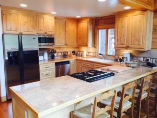12649 Saint Bernard Dr, Truckee CA  96161-6251 exterior