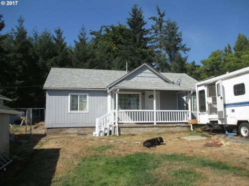 135 Hill Dr, Willamina, OR 97396-2804