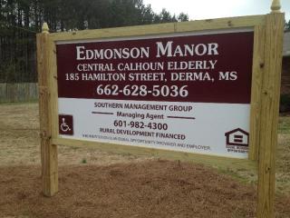 185 Hamilton St, Calhoun City, MS 38916-9579