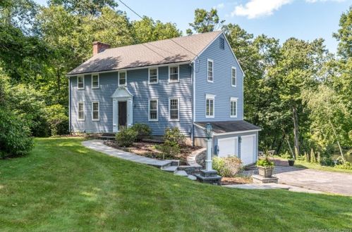 50 Dorset Ln, Farmington, CT 06032-2330