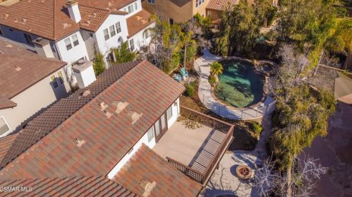 5934 Indian Terrace Dr, Simi Valley CA  93063-5771 exterior