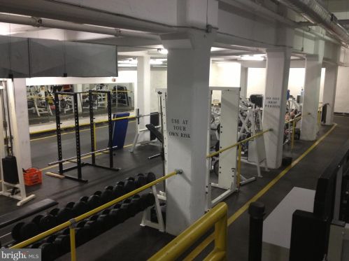 444 4th St, Philadelphia PA  19147-0015 exterior