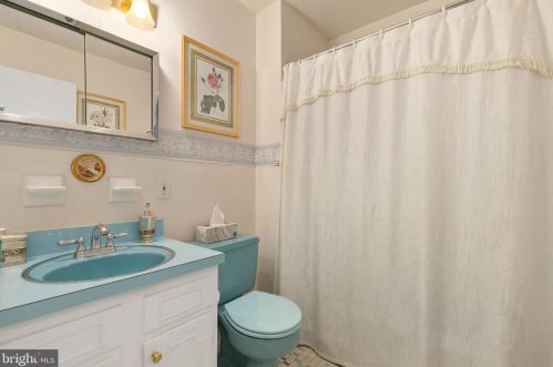 4 Locksley Ct, Silver Spring MD 20904-6321 exterior