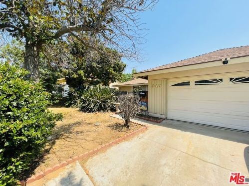 340 Maravilla Dr, Riverside CA  92507-4048 exterior