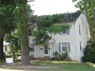 1010 Calhoun St, Charlottesville, VA 22901-4117