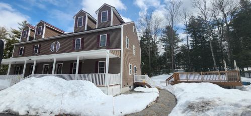 170 Buzzell Hill Rd, Weare, NH 03281-4600
