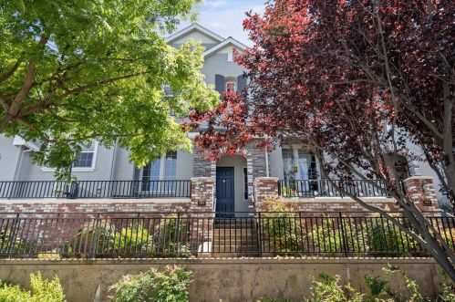 585 Montego Ter, Sunnyvale, CA 94089-1594