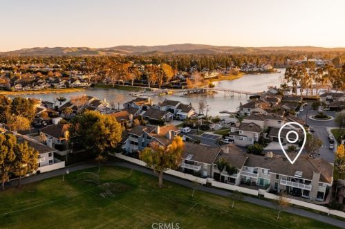 42 Lakeview, Irvine, CA 92604-3681
