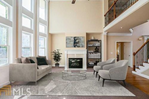 765 Hayes Ct, Atlanta, GA 30349-1097