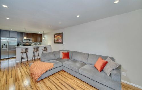6103 Shelter Creek Ln, San Bruno, CA 94066-3813