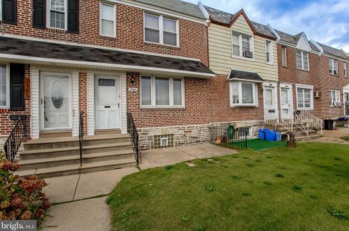 7160 Erdrick St, Philadelphia, PA 19135-1013