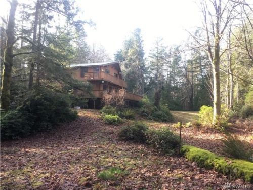 220 Salmonberry Ln, Dabob, WA