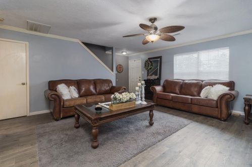 12094 La Salle Oaks, Conroe TX  77304-4001 exterior