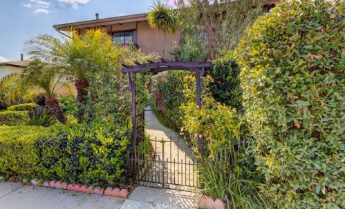 809 Sartori Ave, Torrance, CA 90501-0305