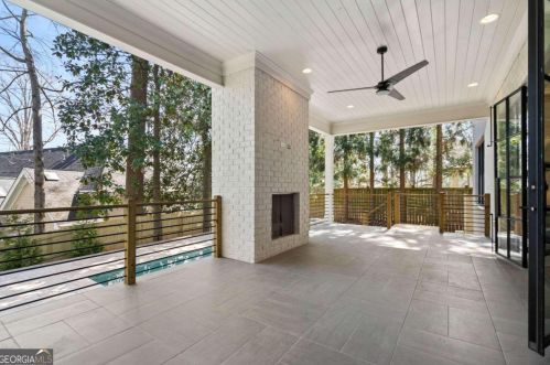 2731 Arden Rd, Atlanta GA  30305-1913 exterior