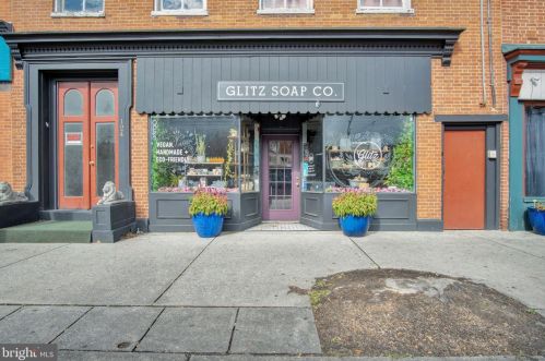 126 Hanover St, Carlisle, PA 17013-2455