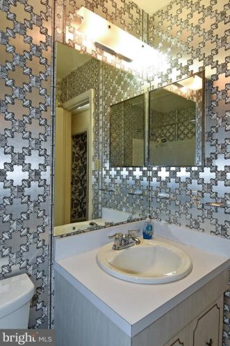 15037 Butterchurn Ln, Silver Spring MD 20905-5741 exterior