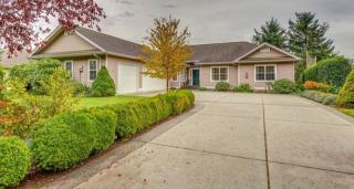 924 Robins Pl, Everson, WA 98247-9653
