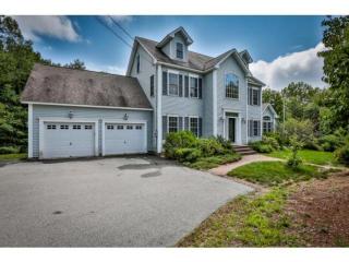 18 Excalibur Dr, Sandown, NH 03873-2250