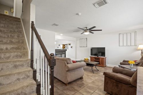 3907 Spring Garden Dr, Pearland, TX 77584-9303