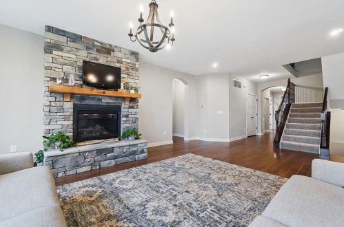 190 Winding Creek Dr, Springboro OH  45066-8200 exterior