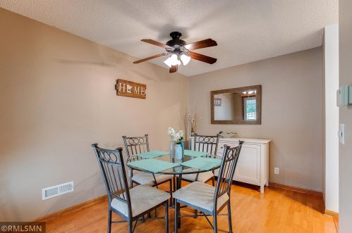 1070 Carmel Ct, Saint Paul MN  55126-5877 exterior