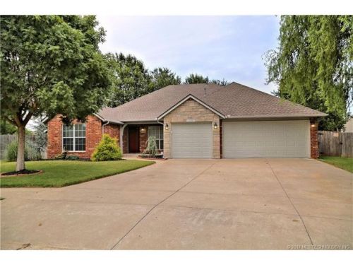 12207 100th East Ave, Bixby, OK 74008-3497