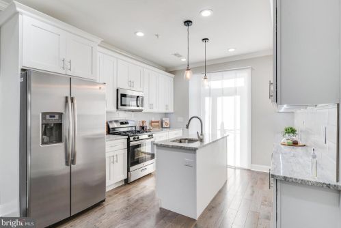 2162 Gordon St, Philadelphia PA 19132-4633 exterior