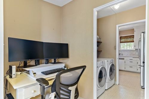 2930 Adams St, Glendale CA 91206-3422 exterior