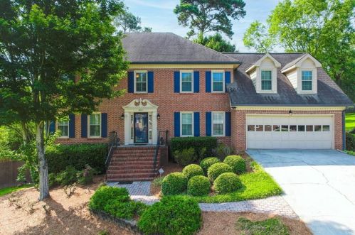4826 Mystere Cir, Lilburn, GA 30047-5754