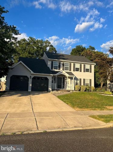 21 Chevy Chase Rd, Erial, NJ 08081-4328