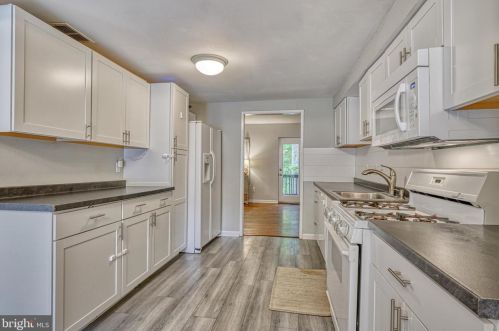 9620 Basket Ring Rd, Columbia MD  21045-3418 exterior