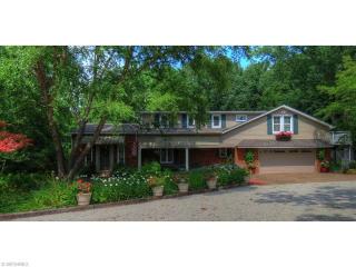 9513 Booth Rd, Concord Township, OH