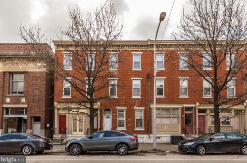 1804 Fairmount Ave, Philadelphia PA  19130-2814 exterior