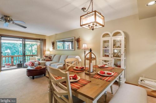 106 Tecumseh Trl, Hedgesville WV  25427-3859 exterior