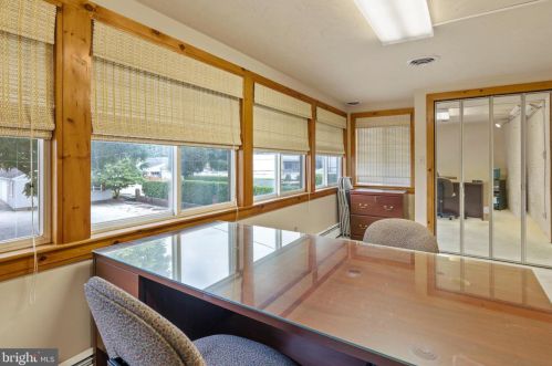 515 Carlisle St, Hanover PA 17331-2406 exterior