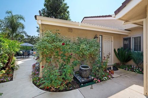 644 Campo Verde Ct, Calabasas, CA 91377-3713
