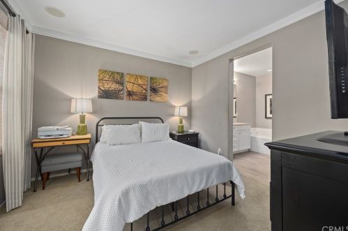 604 Water St, Anaheim CA  92805-4448 exterior