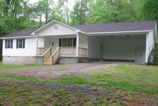 976 Beaverdale Rd, Dalton GA  30721-7561 exterior