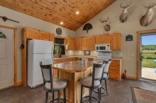 18419 Upper Spunk Lake Rd, Avon, MN 56310-8644