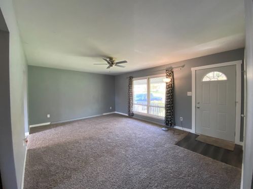 2443 42nd Ct, Gary, IN 46408-2331