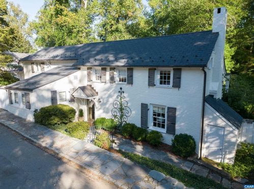118 Cameron Ln, Charlottesville, VA 22903-1708