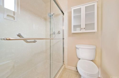 2440 Glenoaks Ave, Anaheim CA 92801-3225 exterior